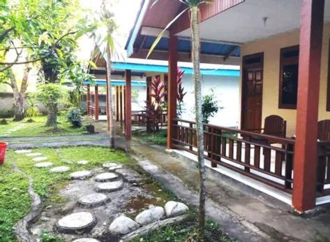 Hotel Tangkoko Macaca Rinondoran Exteriér fotografie